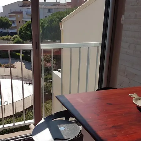 Apartment Studio-2 Personnes-residence Le Pharo, Vue Piscine Port *