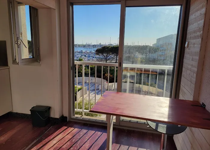 Studio-2 Personnes-résidence Le Pharo, Vue Piscine Port * Agde